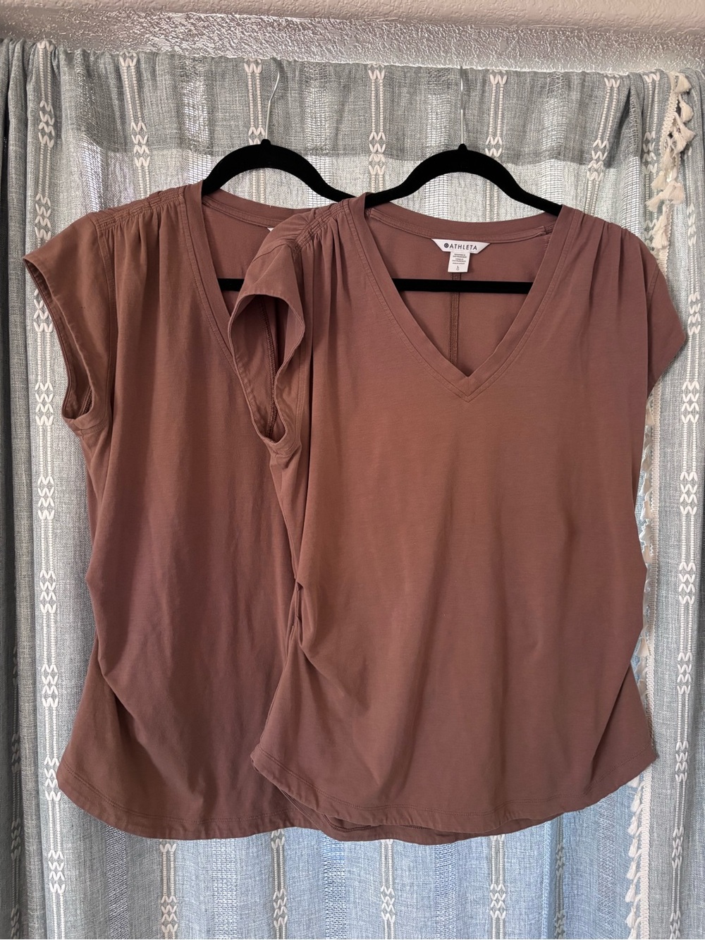 Athleta Clay V-Neck Cap Sleeve Top bundle of 2
